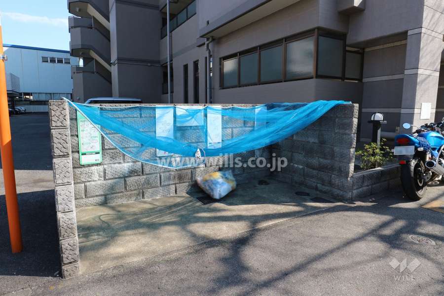 ゴミ置き場