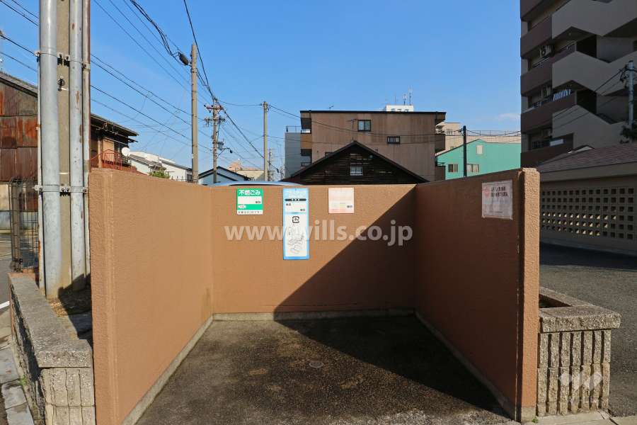 ゴミ置き場