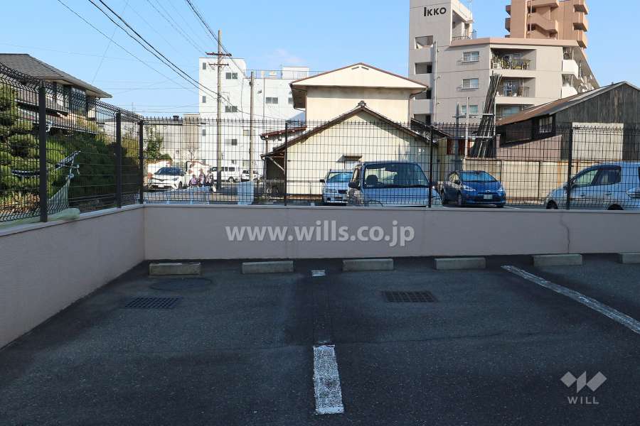 敷地内駐車場（屋外平面式）