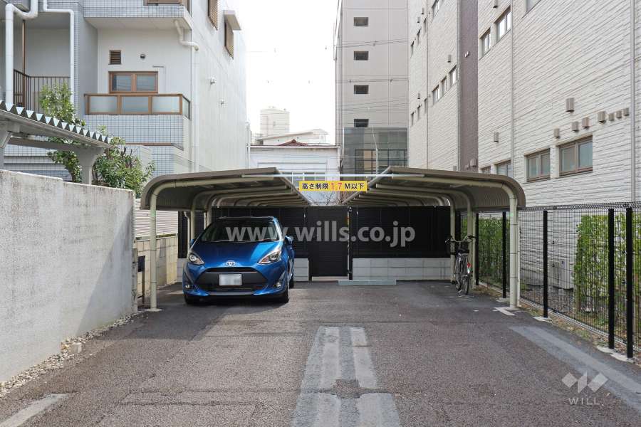 敷地内駐車場（屋外平面式）※ルーフ付き