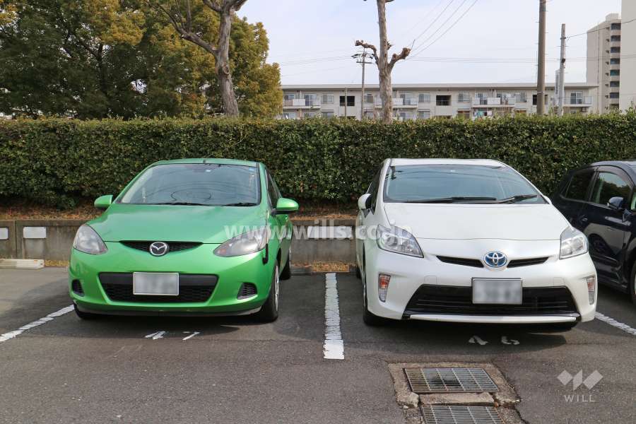 敷地内駐車場（屋外平面式）