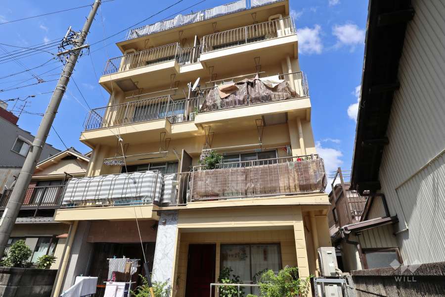 山木マンションの外観（南東側から）