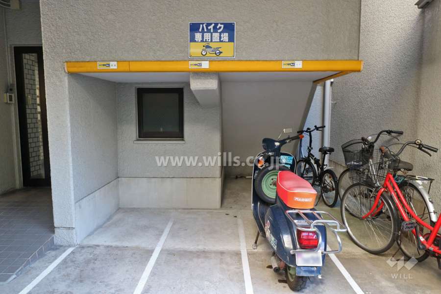 バイク置場