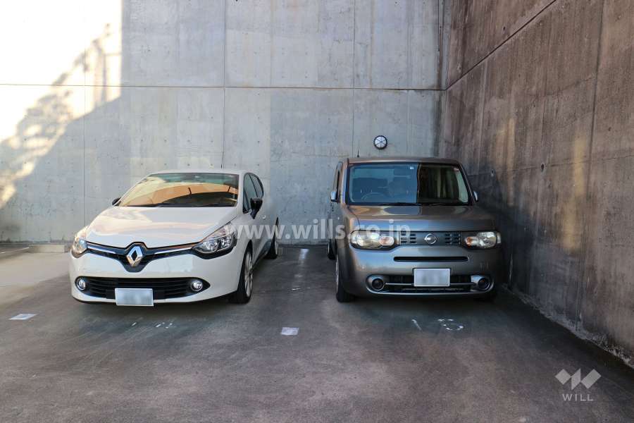 敷地内駐車場（屋外平面式）