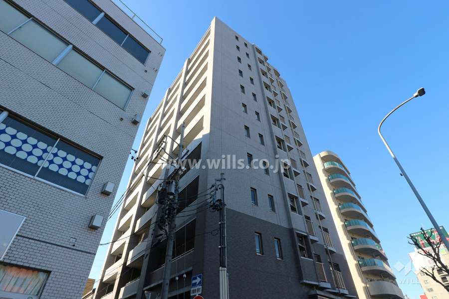 ロイヤルクレスト金山の外観（南東側から）