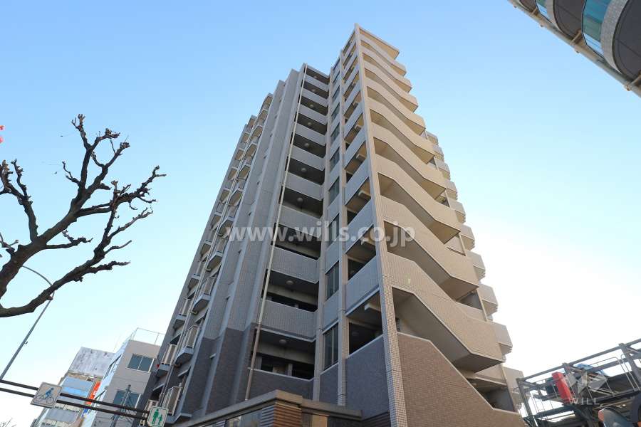ロイヤルクレスト金山の外観（北東側から）