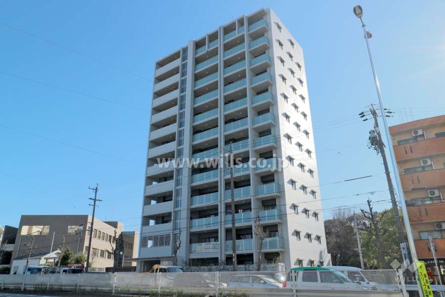 ヴィークオレ熱田神宮前の外観(西側から)