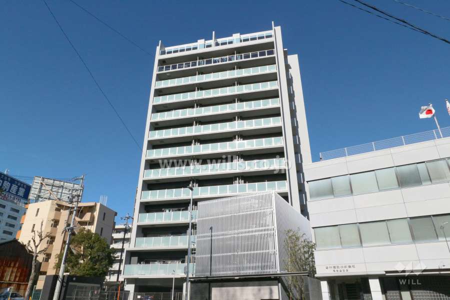 ヴィークオレ熱田神宮前の外観(東側から)