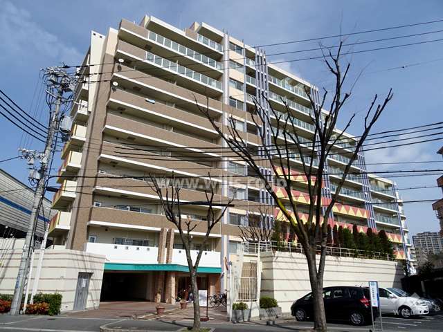 パレ千里の外観（南西側から）