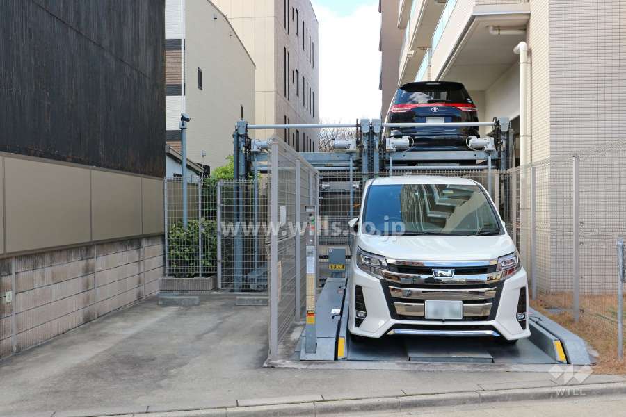 敷地内駐車場（屋外機械式と屋外平面式）