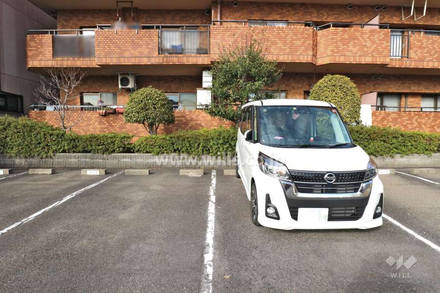 敷地内駐車場（屋外平面式）