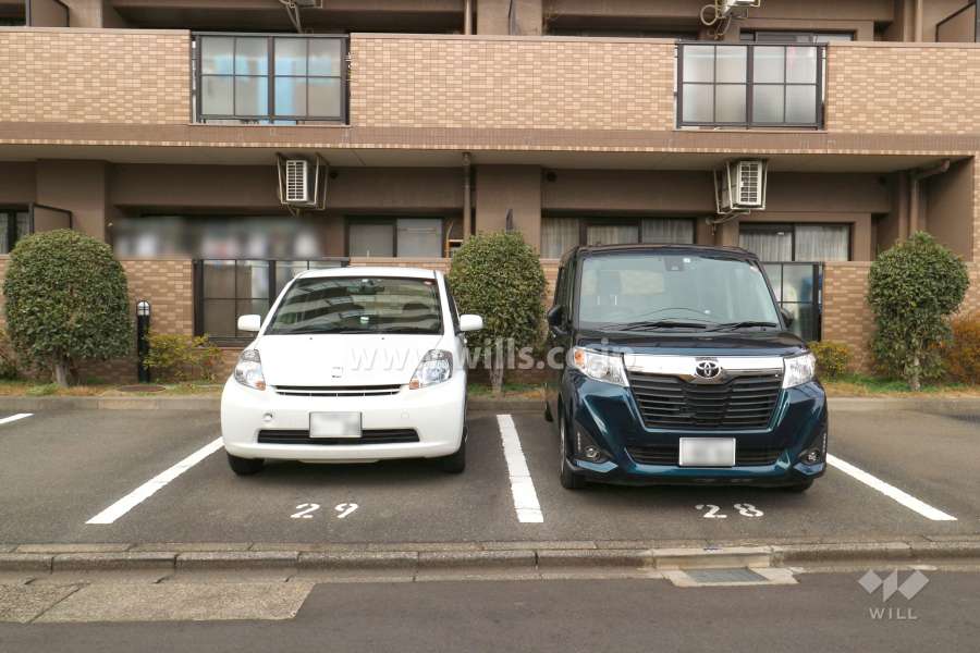 敷地内駐車場（屋外平面式）