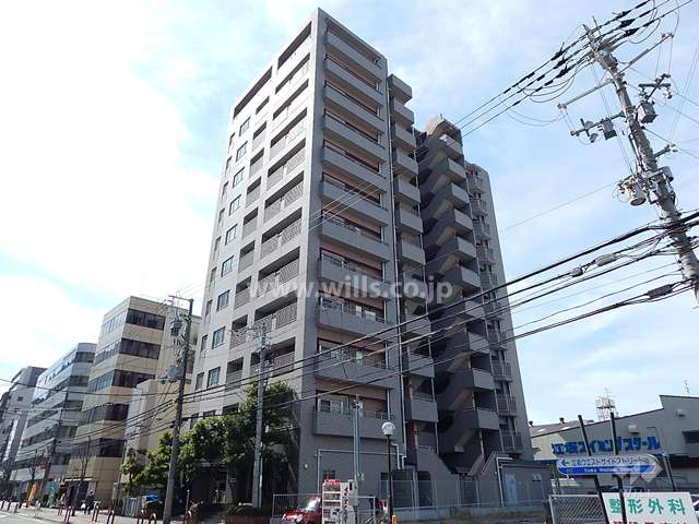 ステイツ吹田江坂グランプレナージュの外観（北西側から）