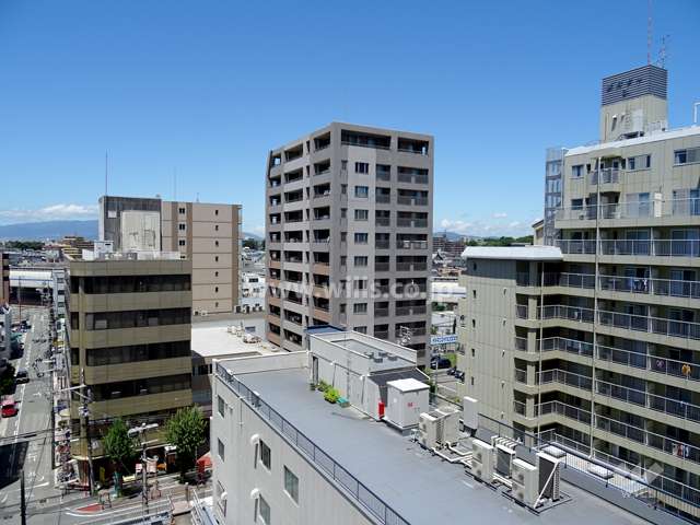 ステイツ吹田江坂グランプレナージュの遠景