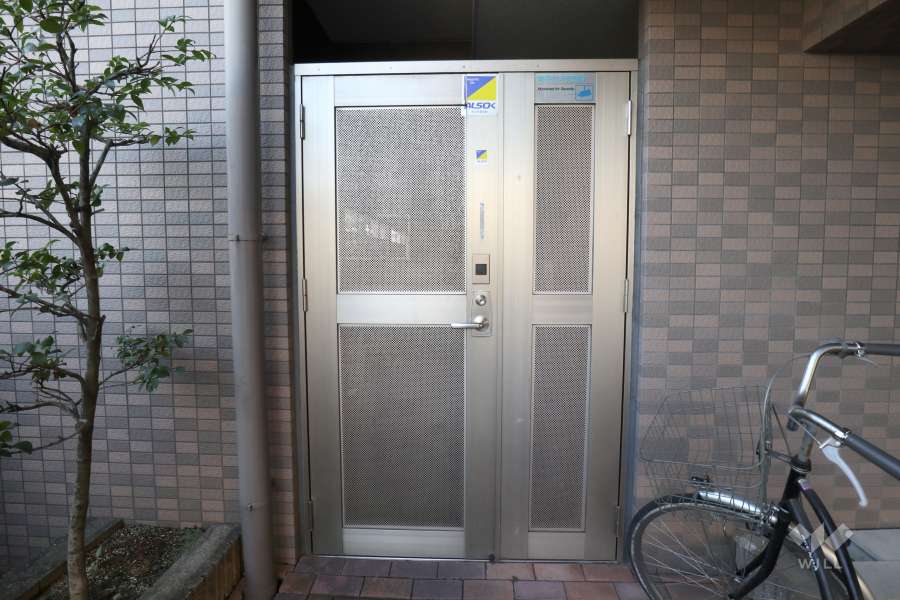 駐輪場の出入り口