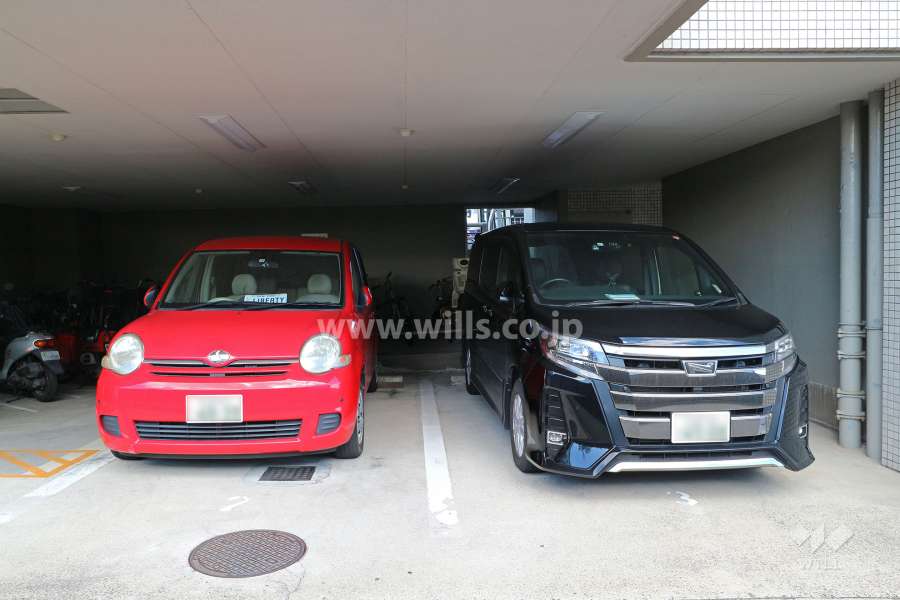 敷地内駐車場（屋内平面式）