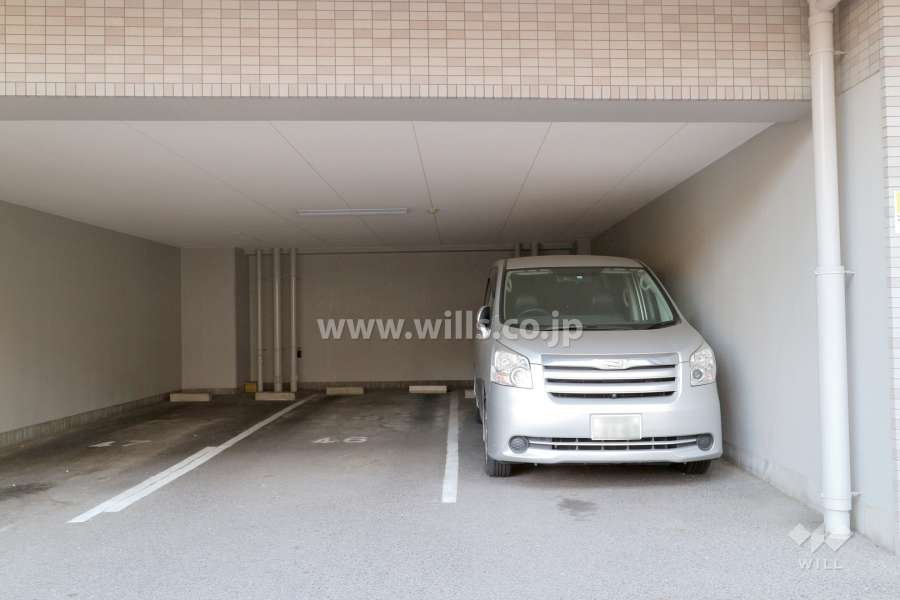 敷地内駐車場（屋内平面式）