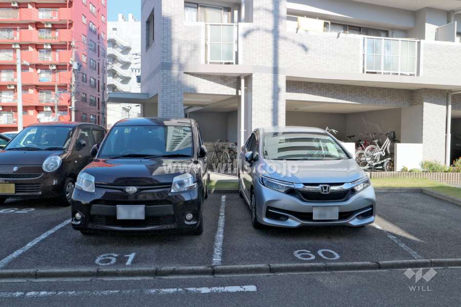 敷地内駐車場（屋外平面式）