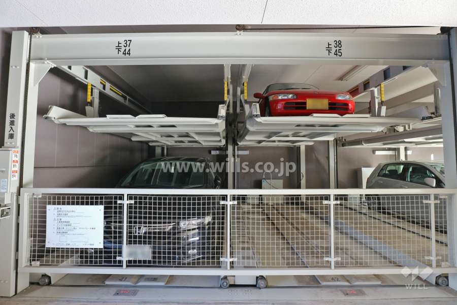 敷地内駐車場（屋内機械式）