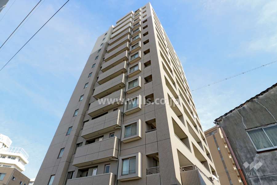 アジュール伝馬町の外観(南西側から)