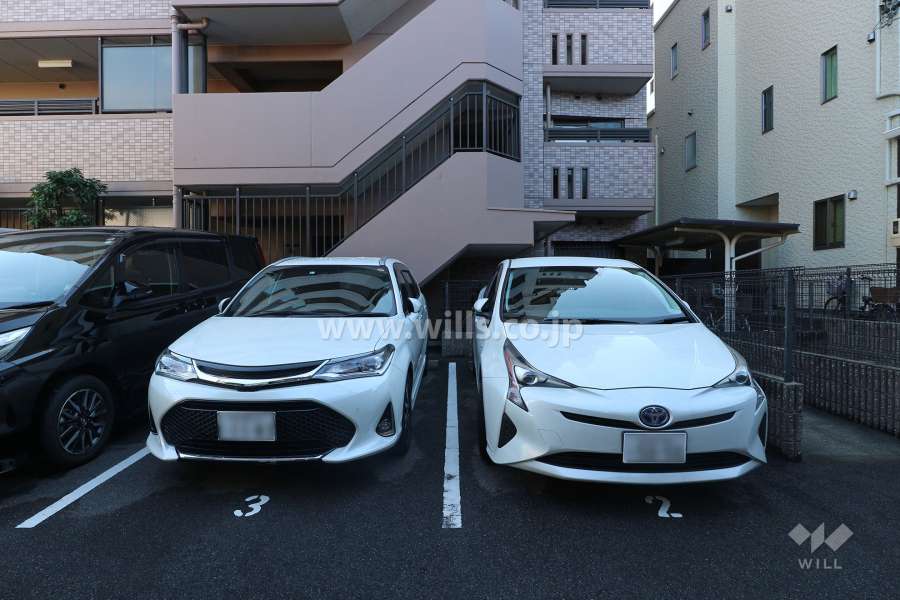 敷地内駐車場（屋外平面式）