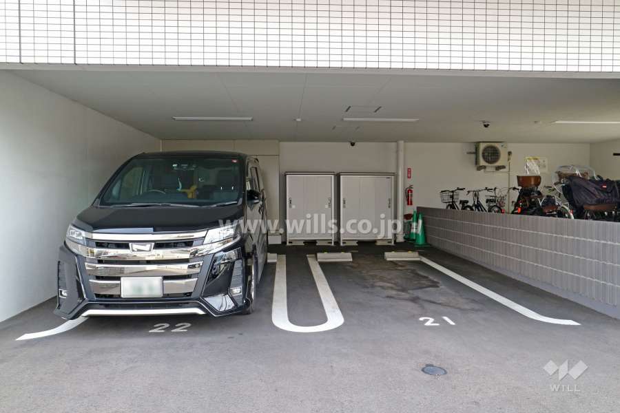 敷地内駐車場（屋内平面式）