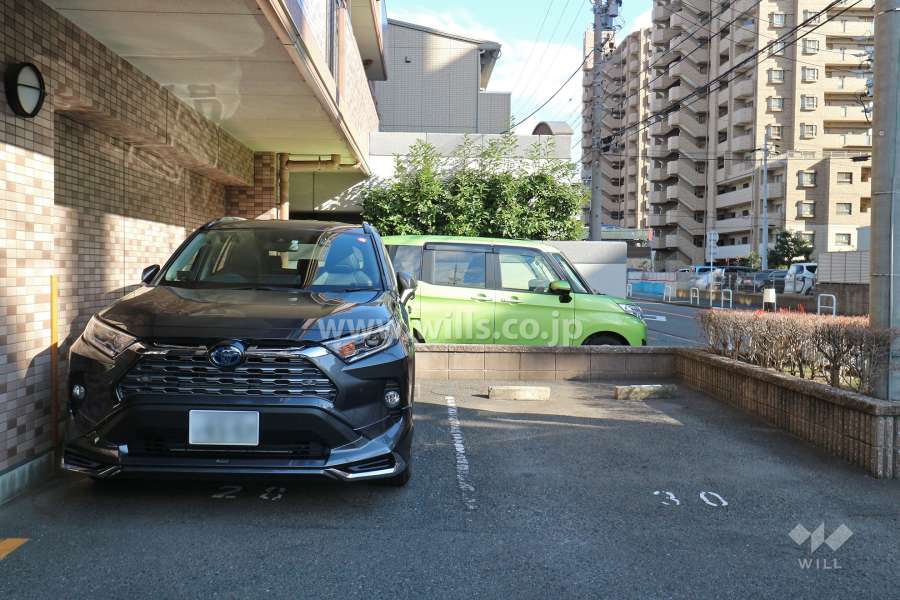 敷地内駐車場（屋外平面式）