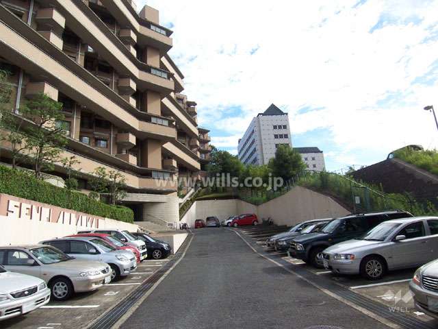 敷地内駐車場（屋外平面式）