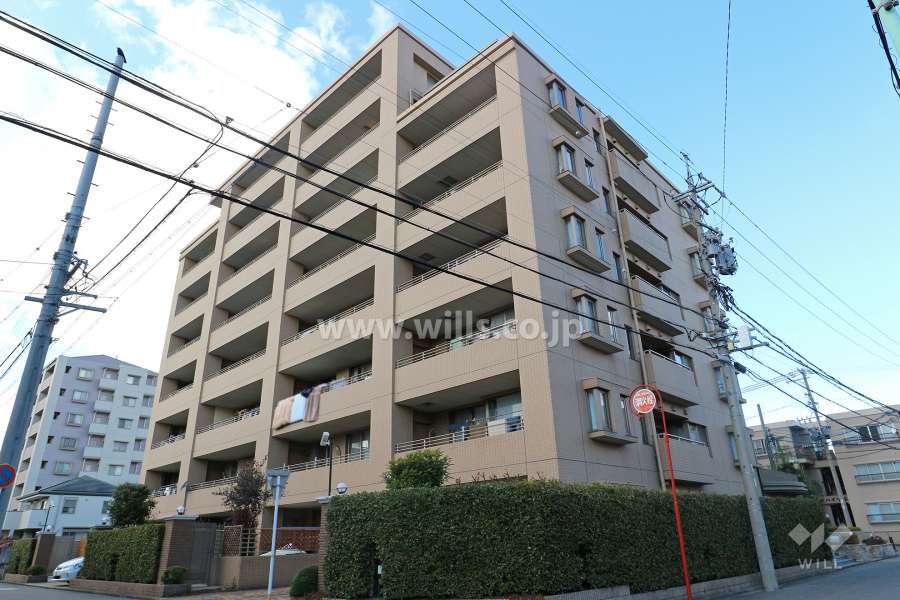 六番町シティハウスフローラルコートの外観（南東側から）