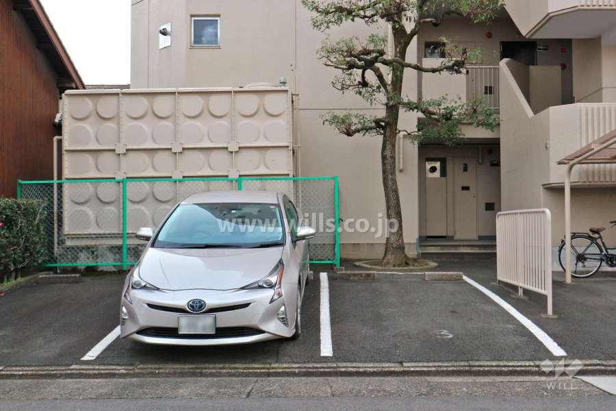 敷地内駐車場（屋外平面式）