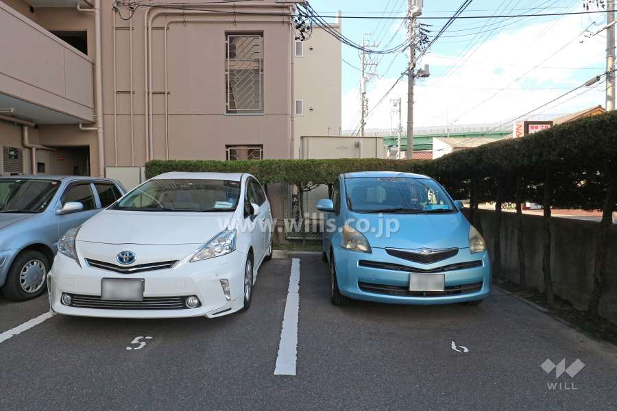敷地内駐車場（屋外平面式）
