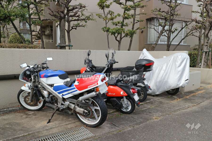 バイク置場