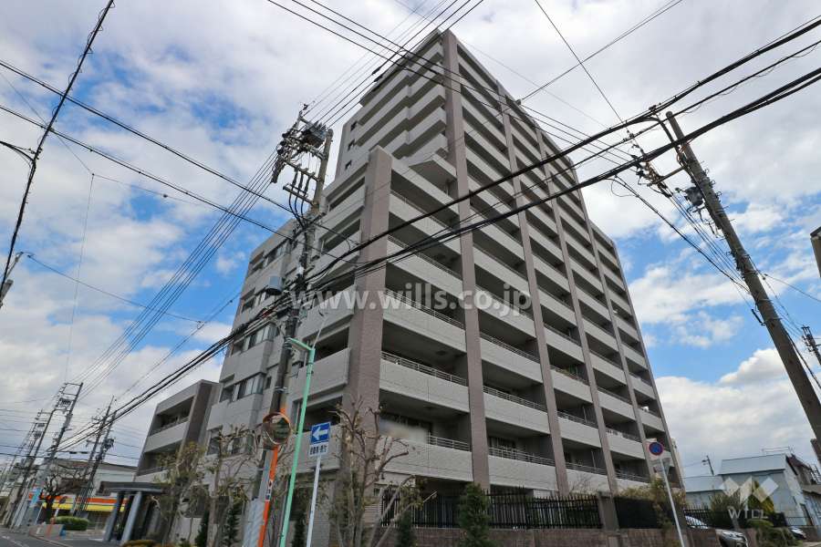 サンマンションアトレ平安通2の外観（南西側から）