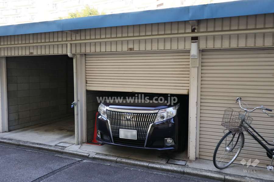 敷地内駐車場（屋内平面式）