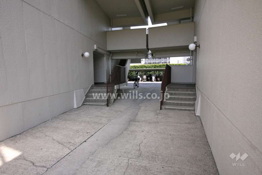 中富住宅中央通路