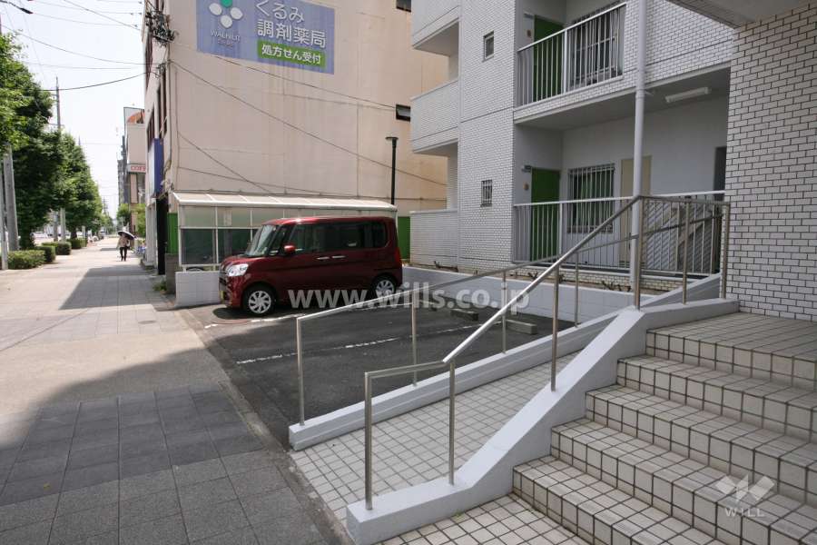 エントランススロープ