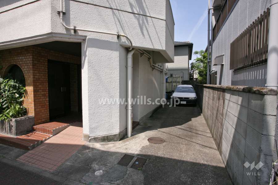 敷地内駐車場(屋外平面式)