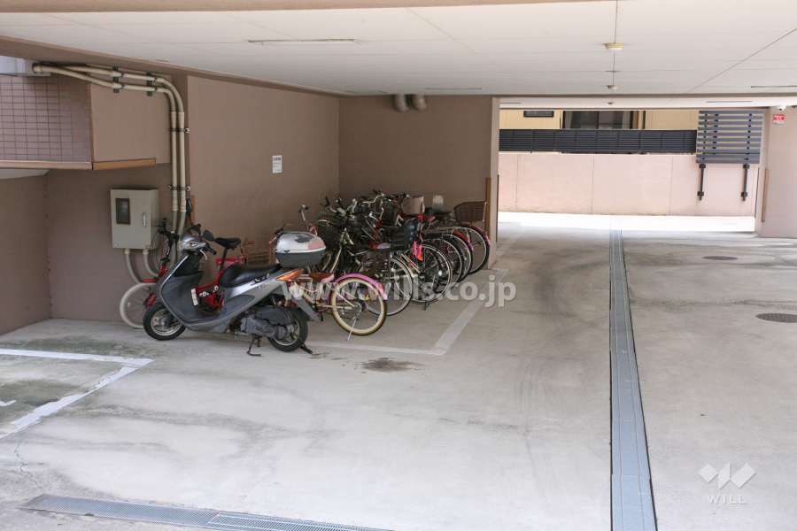 駐輪場、バイク置場