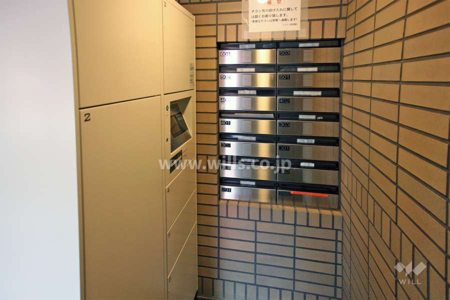 宅配ボックスと共用ポスト