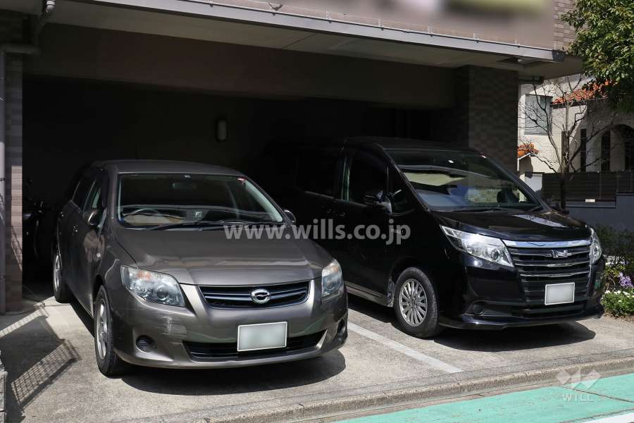 敷地内駐車場（屋内平面式）