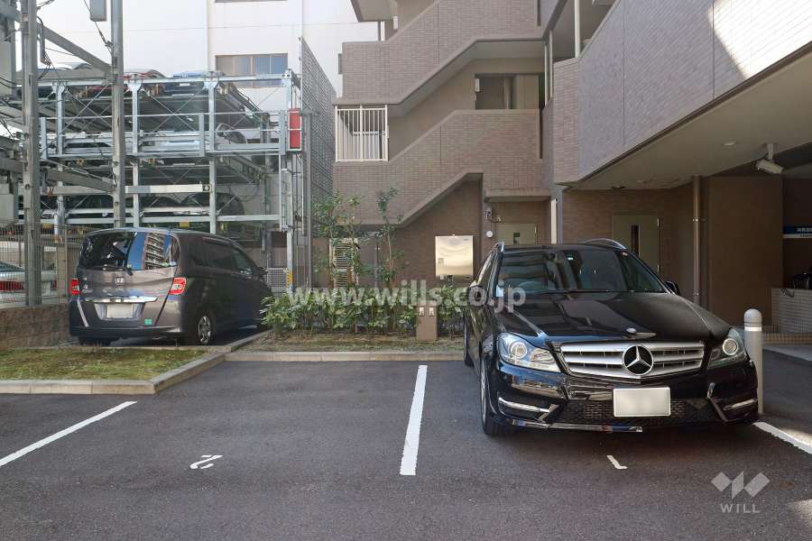 敷地内駐車場（屋外平面式、屋外機械式）