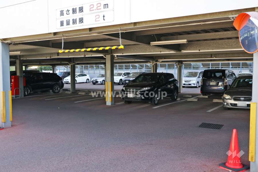 敷地内駐車場（屋内平面式）