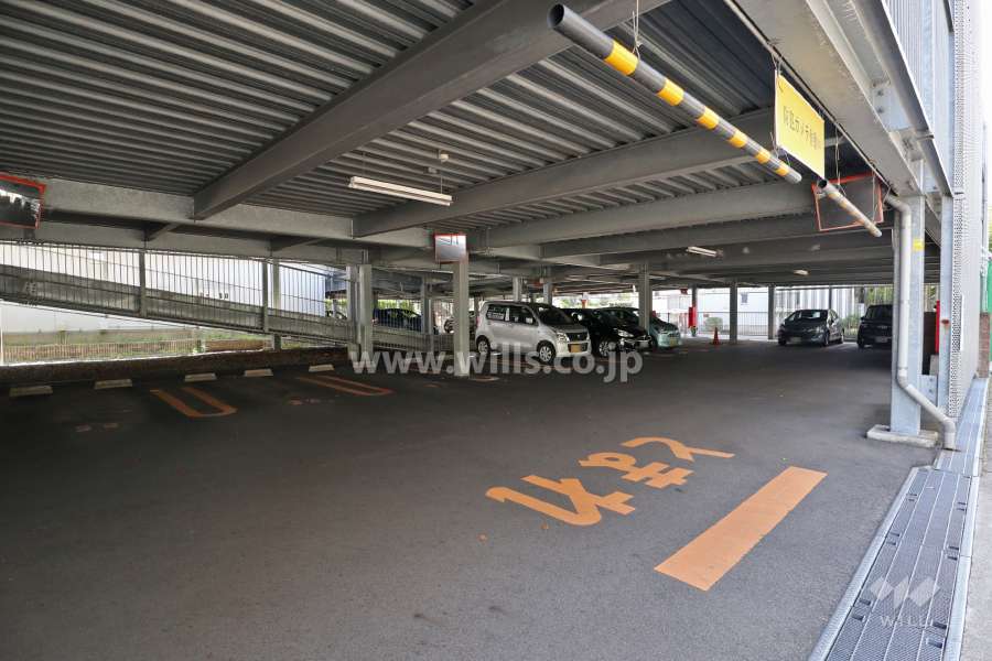 敷地内駐車場(自走式)