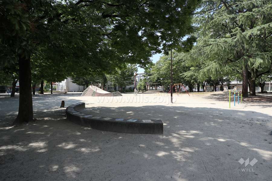 敷地内の公園
