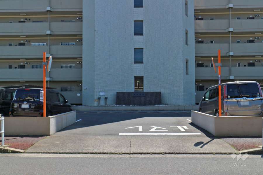 敷地内駐車場(屋外平面式)