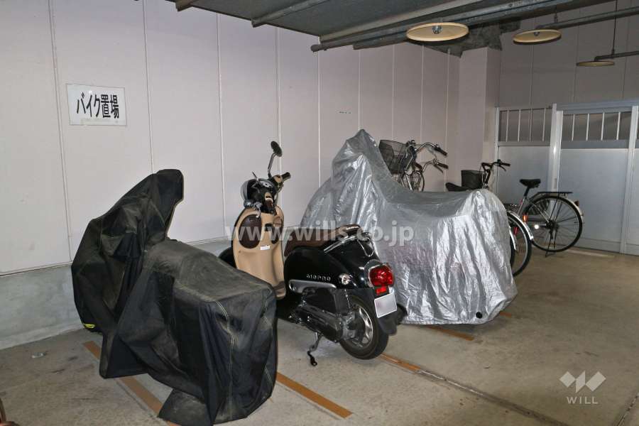 バイク置場