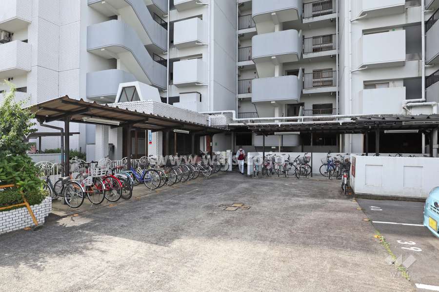 駐輪場、敷地内駐車場（屋外平面式）