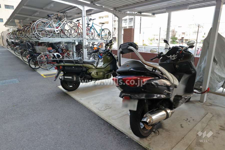 バイク置場