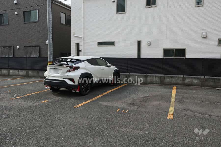 敷地内駐車場（屋外平面式）