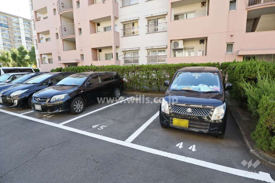 敷地内駐車場（屋外平面式）